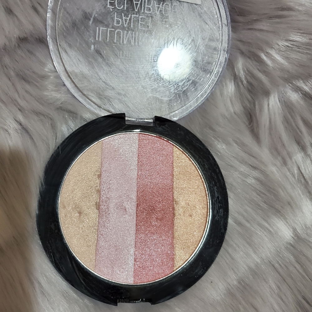Wet n Wild illuminating palette - Picture 4 of 5